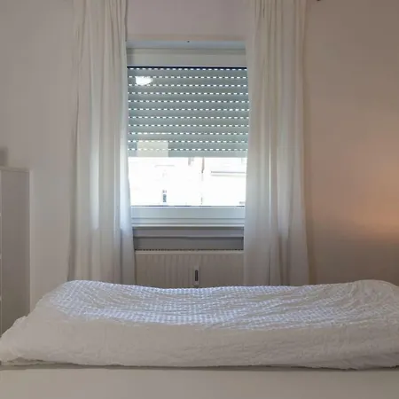 Premium 2 10 Min Uni, 4 Min City * מאנהיים